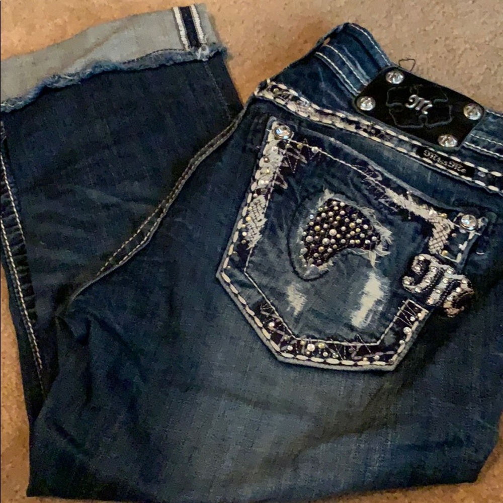 Miss me crop jeans
